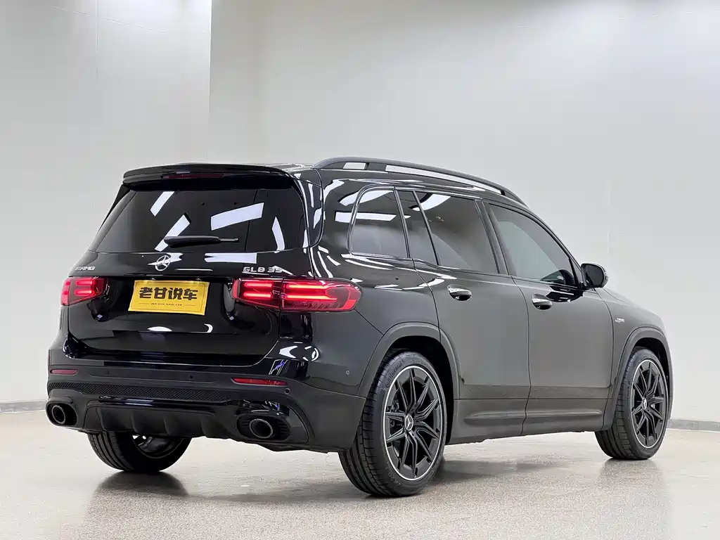 Mercedes-Benz GLB AMG 2025