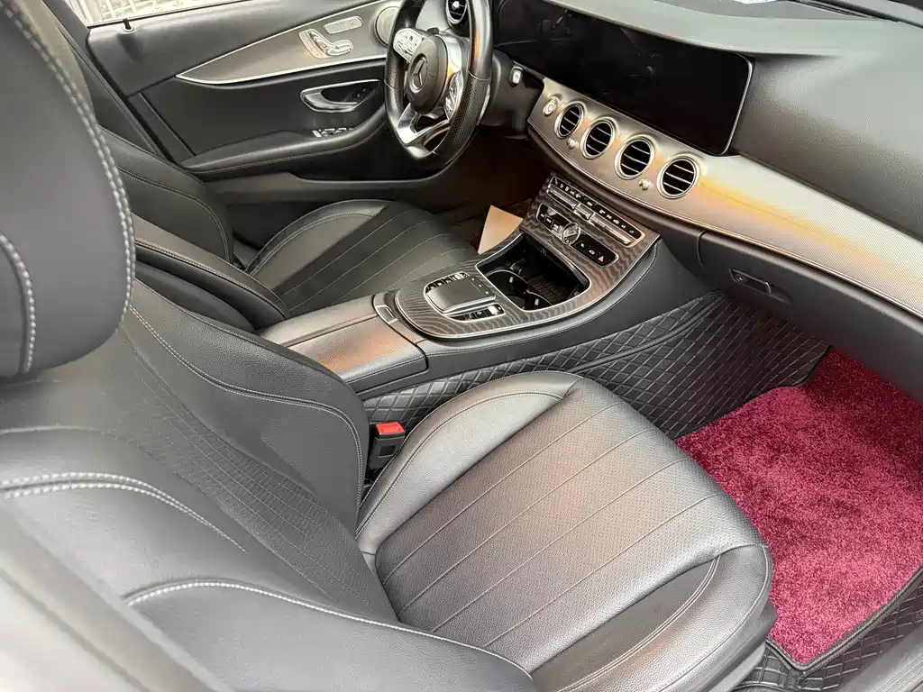 Mercedes-Benz E-Class 2019 — фото 11