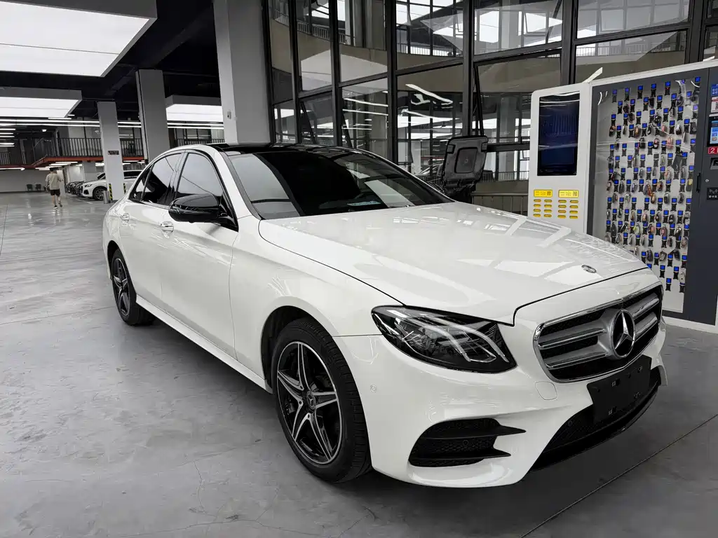 Mercedes-Benz E-Class 2019 — фото 3