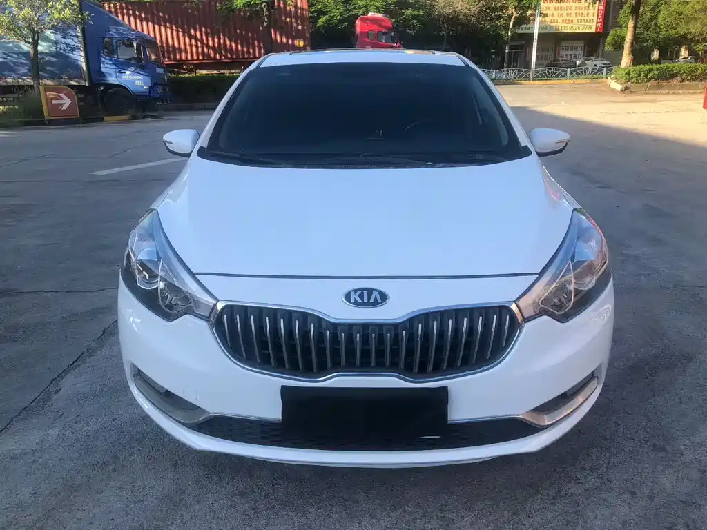Kia K3 2013