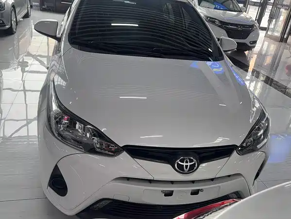 Toyota Yaris L 2020