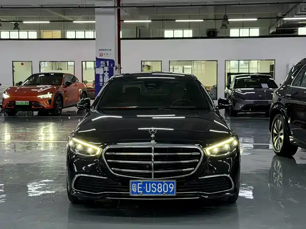 Mercedes-Benz S-Class 2023
