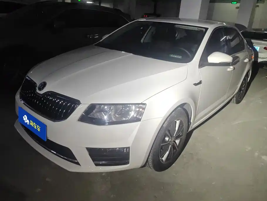 Skoda Octavia 2016 — фото 1
