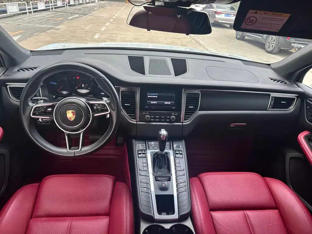 Porsche Macan 2017 — фото 6