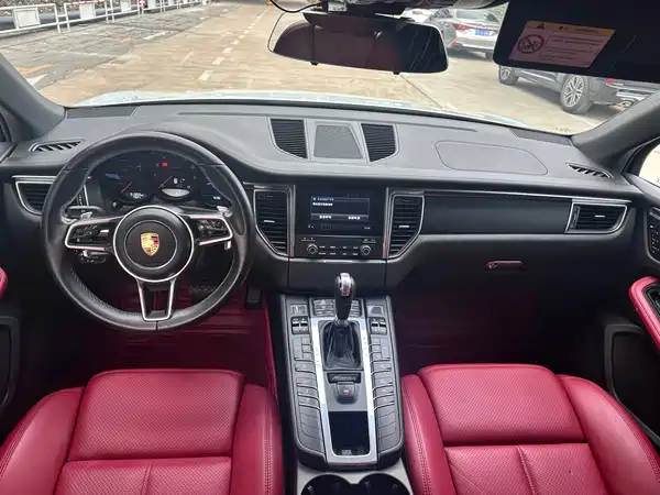 Porsche Macan 2017