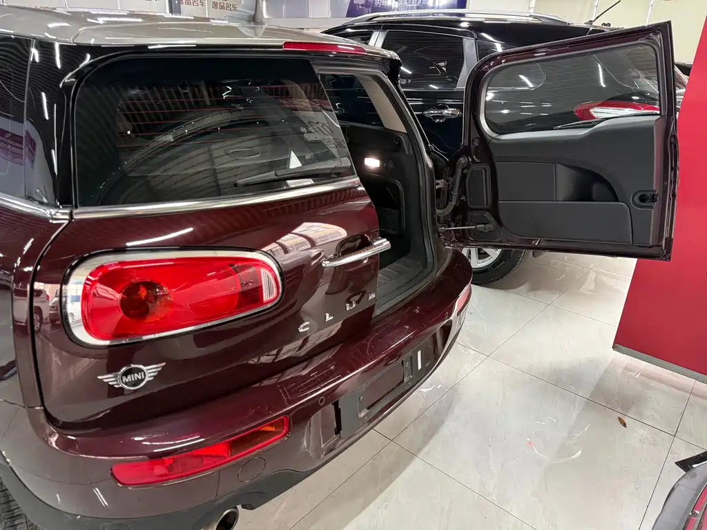 MINI Clubman 2016 — фото 16
