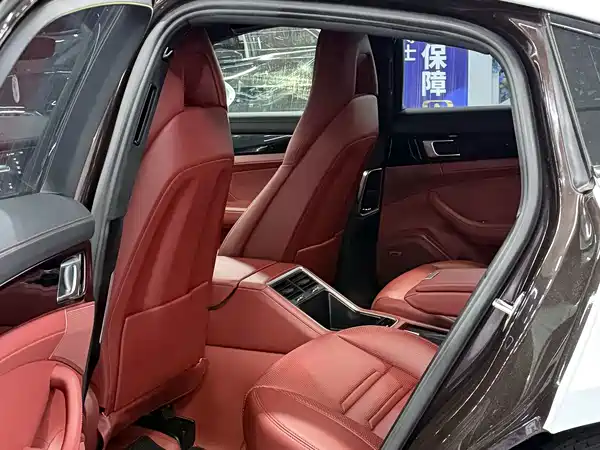 Porsche Panamera 2018