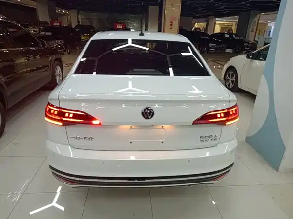 Volkswagen Bora 2024