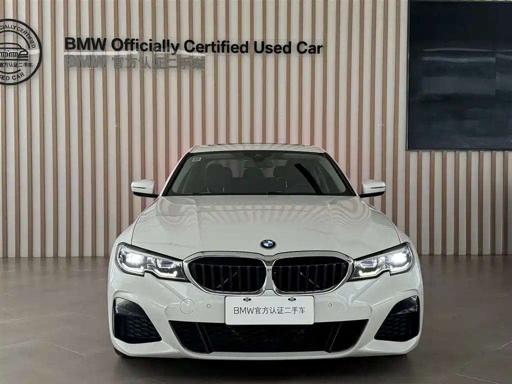 BMW 3 Series 2021