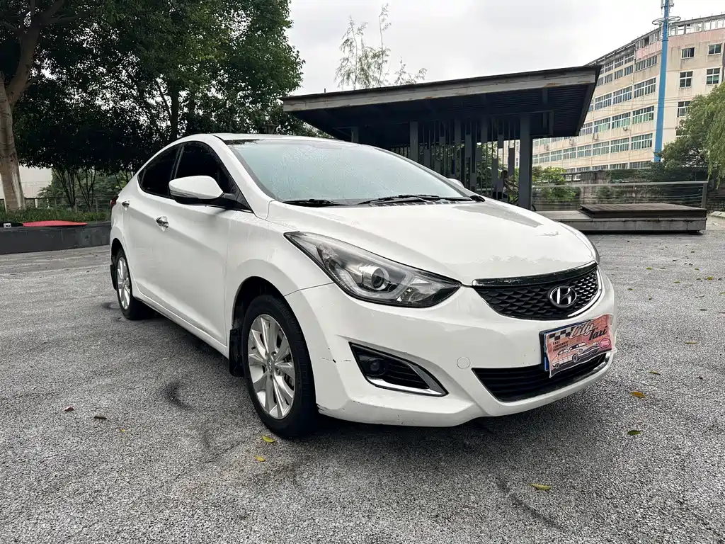 Hyundai Elantra 2017