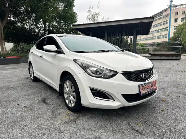 Hyundai Elantra Langdong 2017