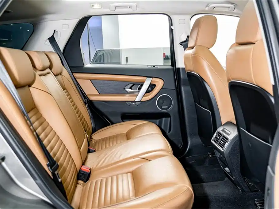 Land Rover Discovery Sport 2024 — фото 21