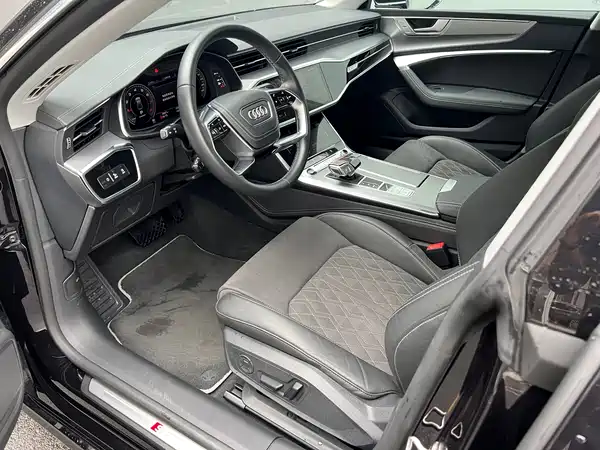 Audi A7L 2025