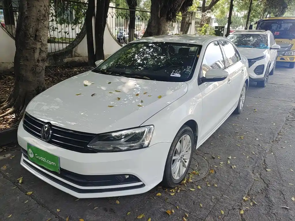Volkswagen Sagitar 2019