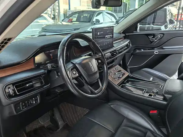 Lincoln Aviator 2023