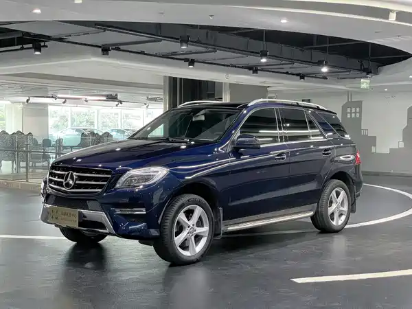 Mercedes-Benz M-Class 2014