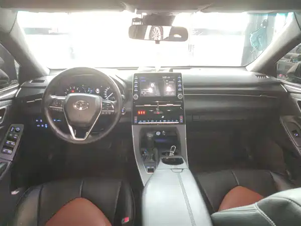 Toyota Avalon 2019