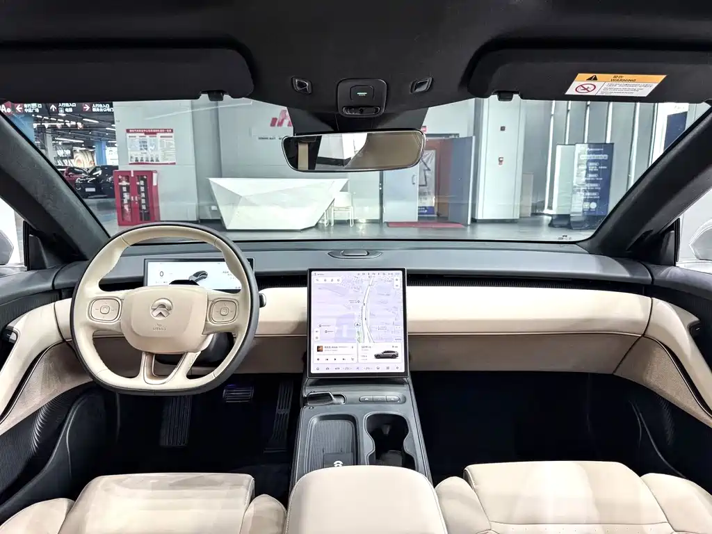 NIO ET5T 2024