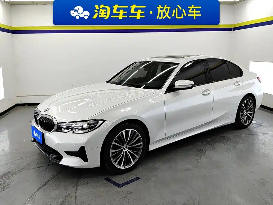 BMW 3 Series 2021