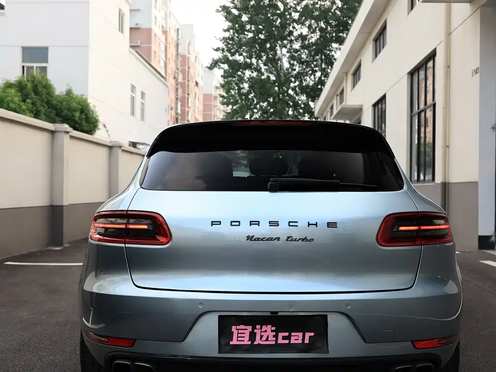 Porsche Macan 2017 — фото 4
