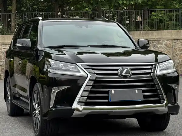 Lexus LX 2018