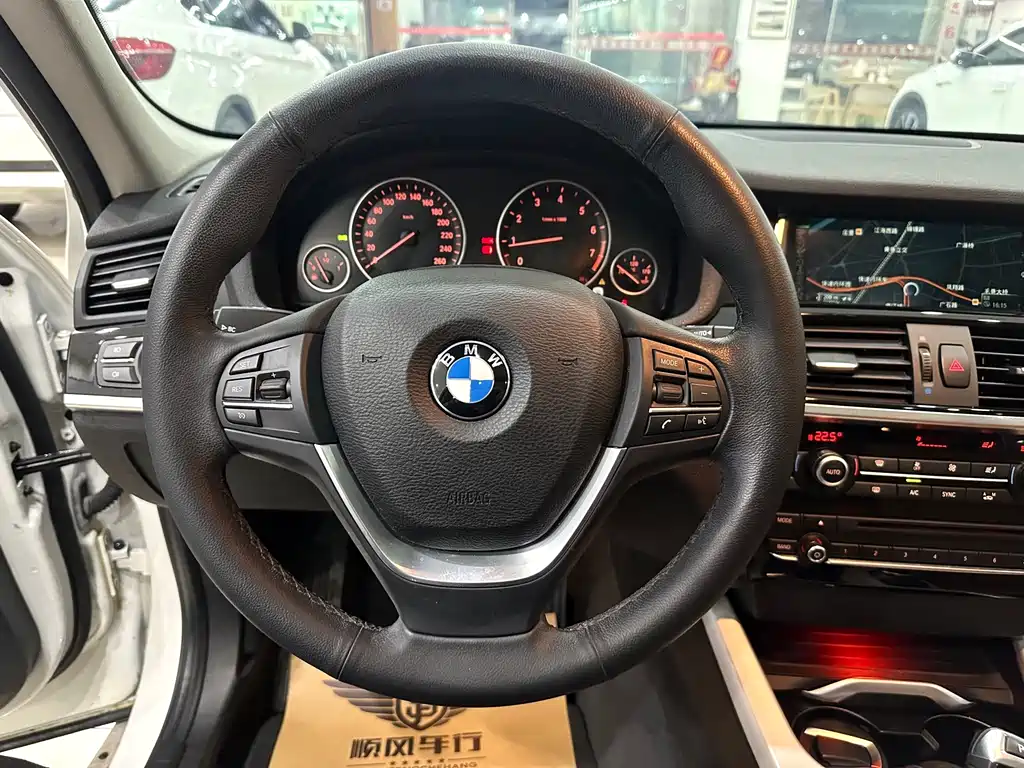 BMW X3 2016 — фото 12