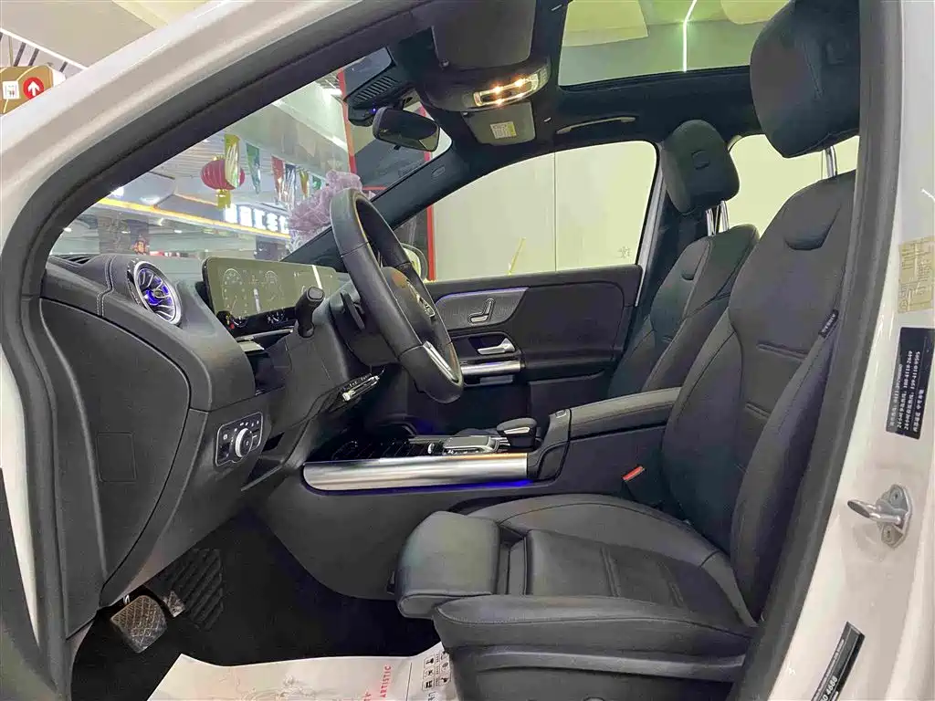 Mercedes-Benz GLA 2023