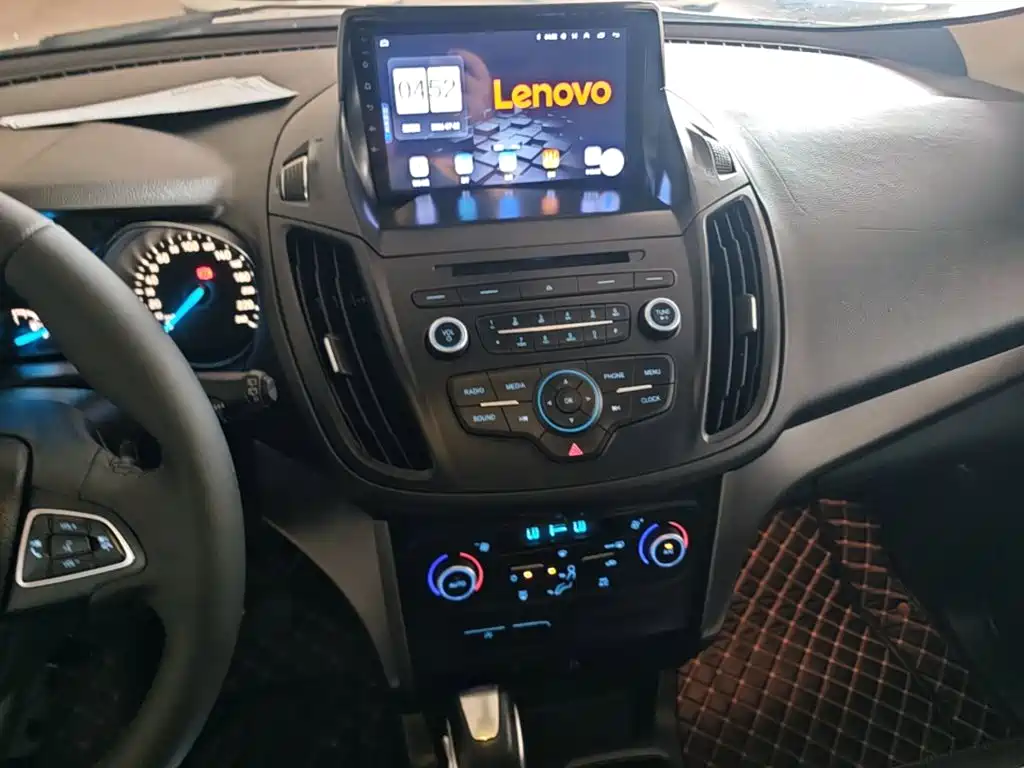 Ford Kuga 2018 — фото 13
