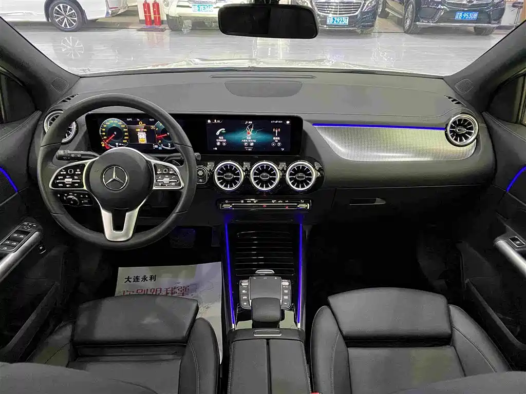 Mercedes-Benz GLA 2023 — фото 9