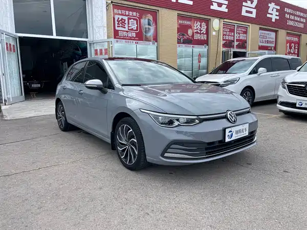 Volkswagen Golf 2021