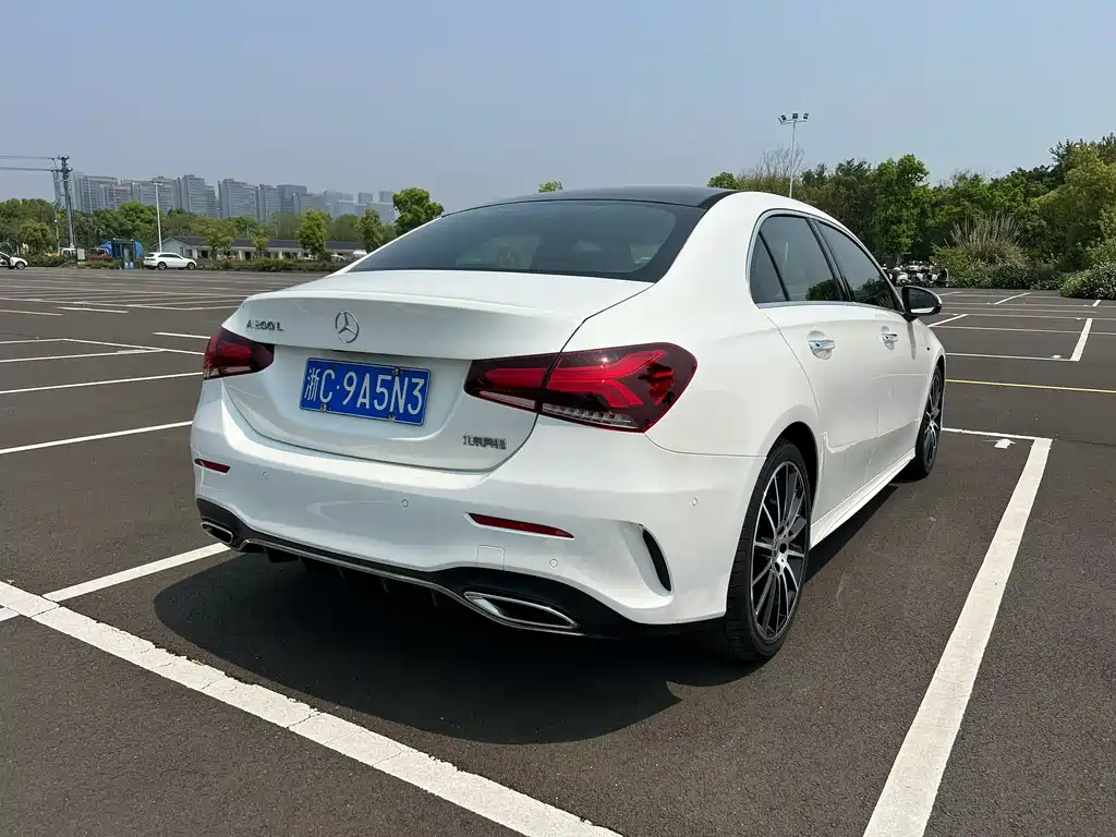 Mercedes-Benz A-Class 2019 — фото 8