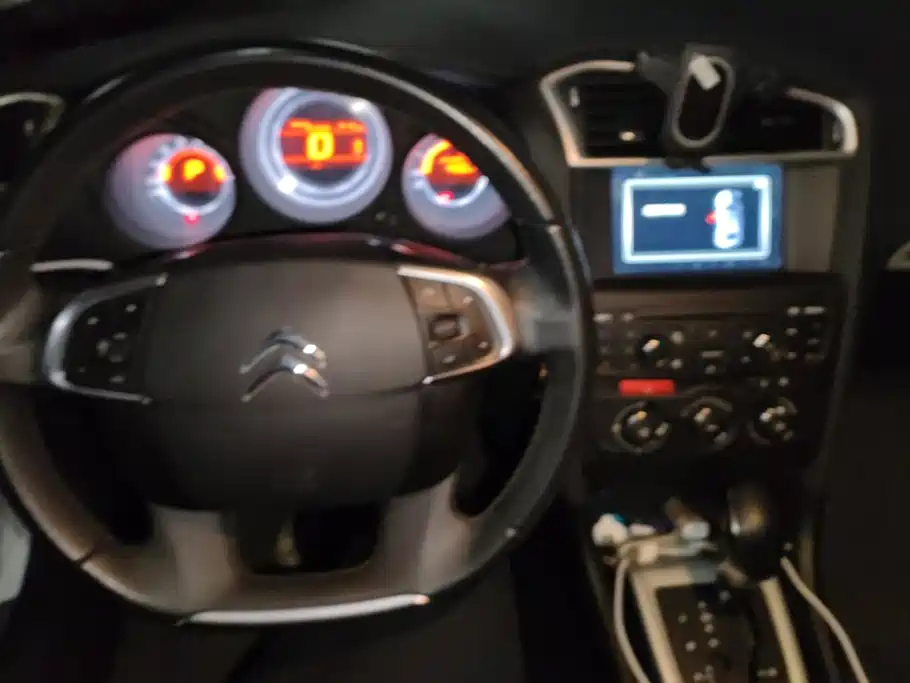 Citroën C4L 2015 — фото 12
