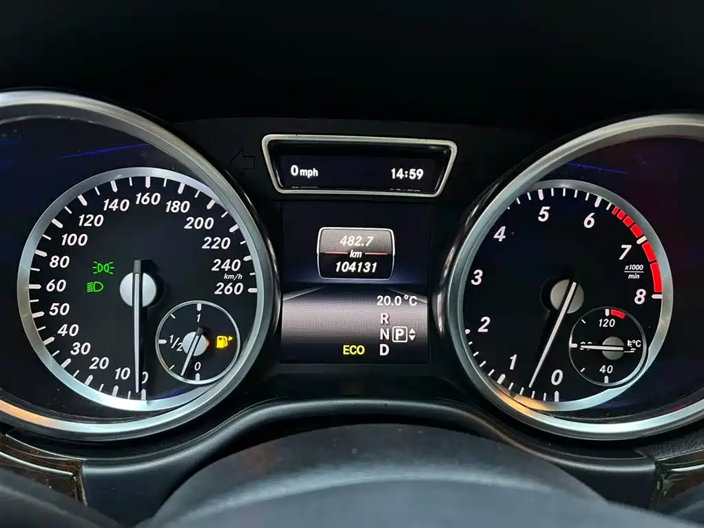 Mercedes-Benz M-Class 2015 — фото 13