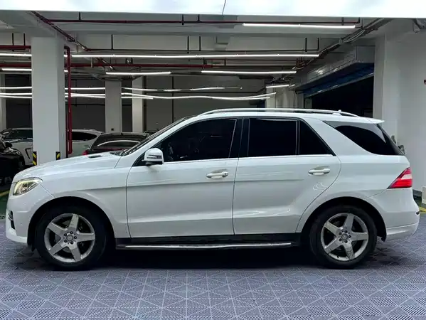 Mercedes-Benz M-Class 2014