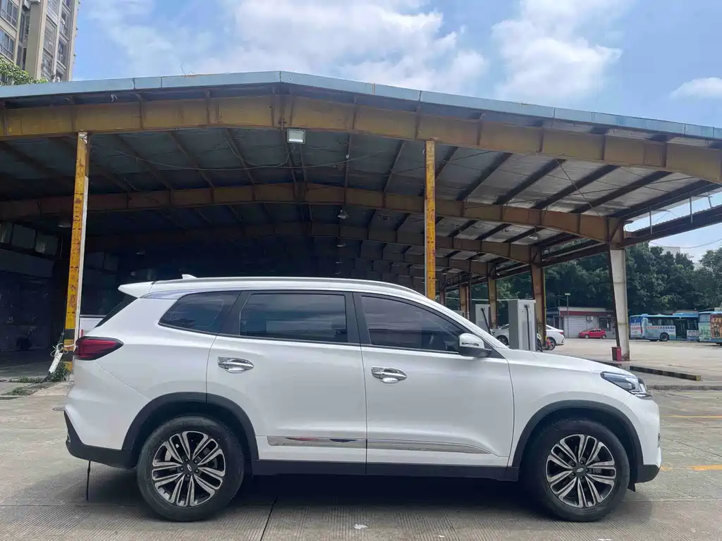 Chery Tiggo 8 2019 — фото 10