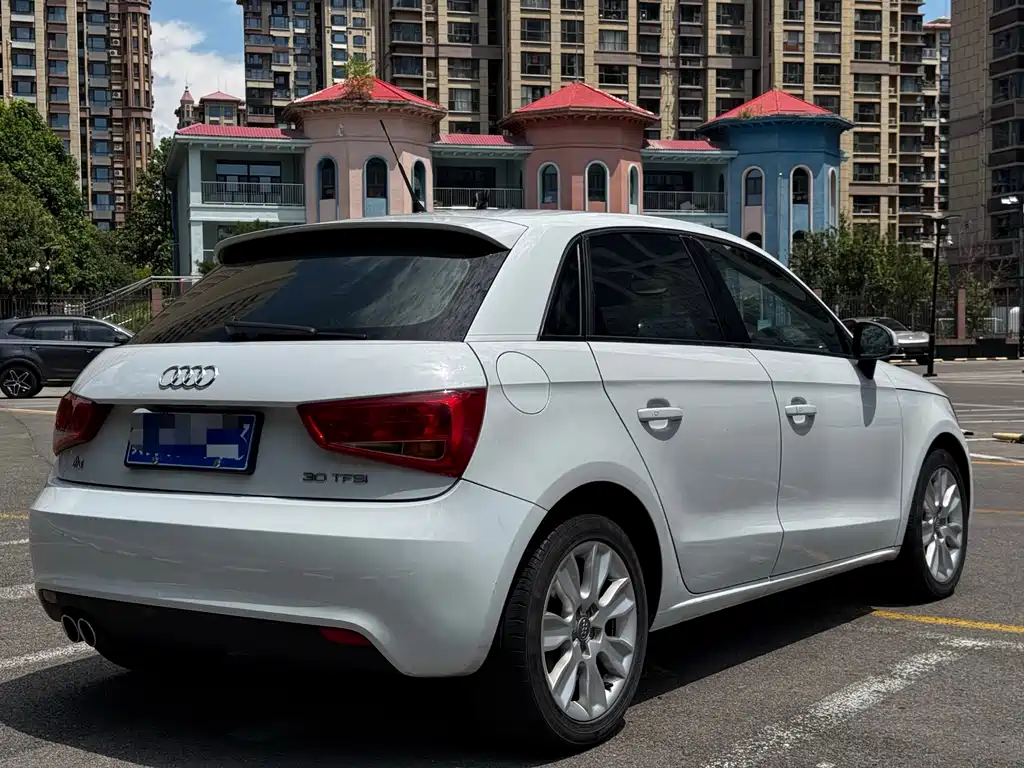 Audi A1 2016
