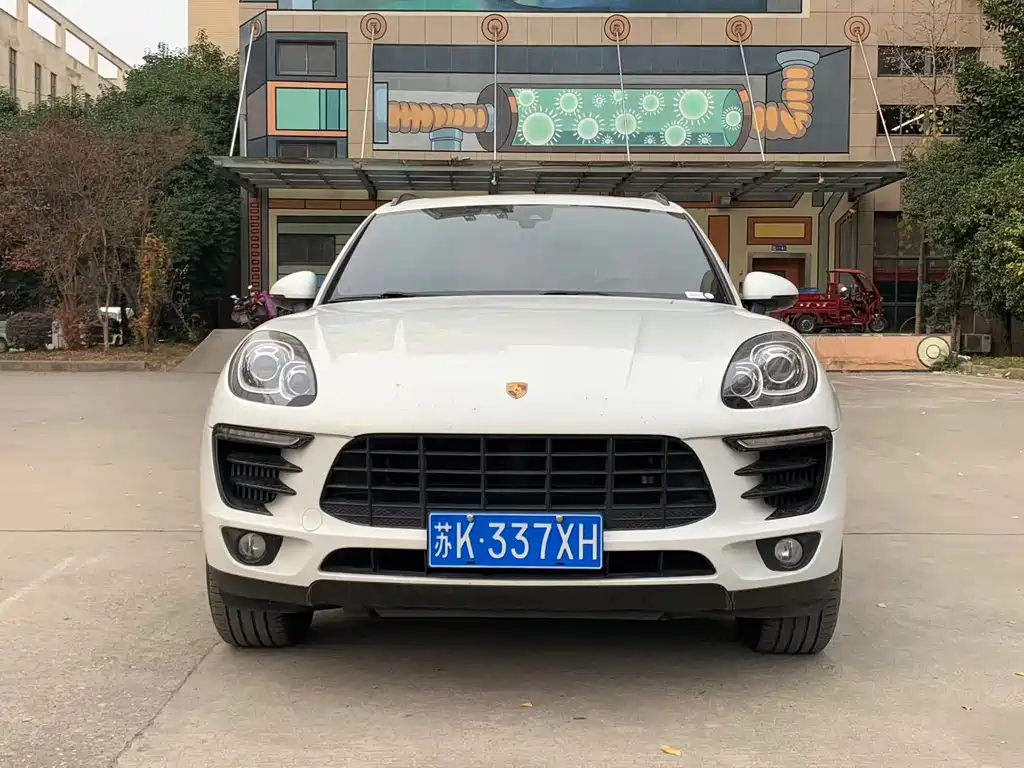 Porsche Macan 2016