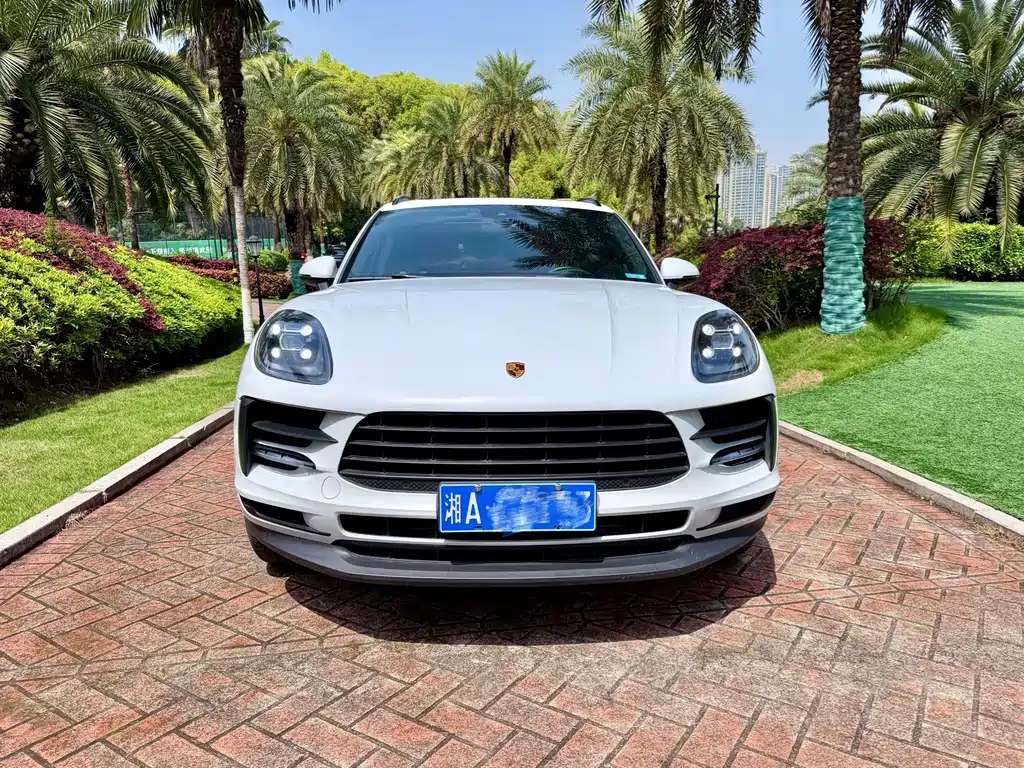 Porsche Macan 2019 — фото 2