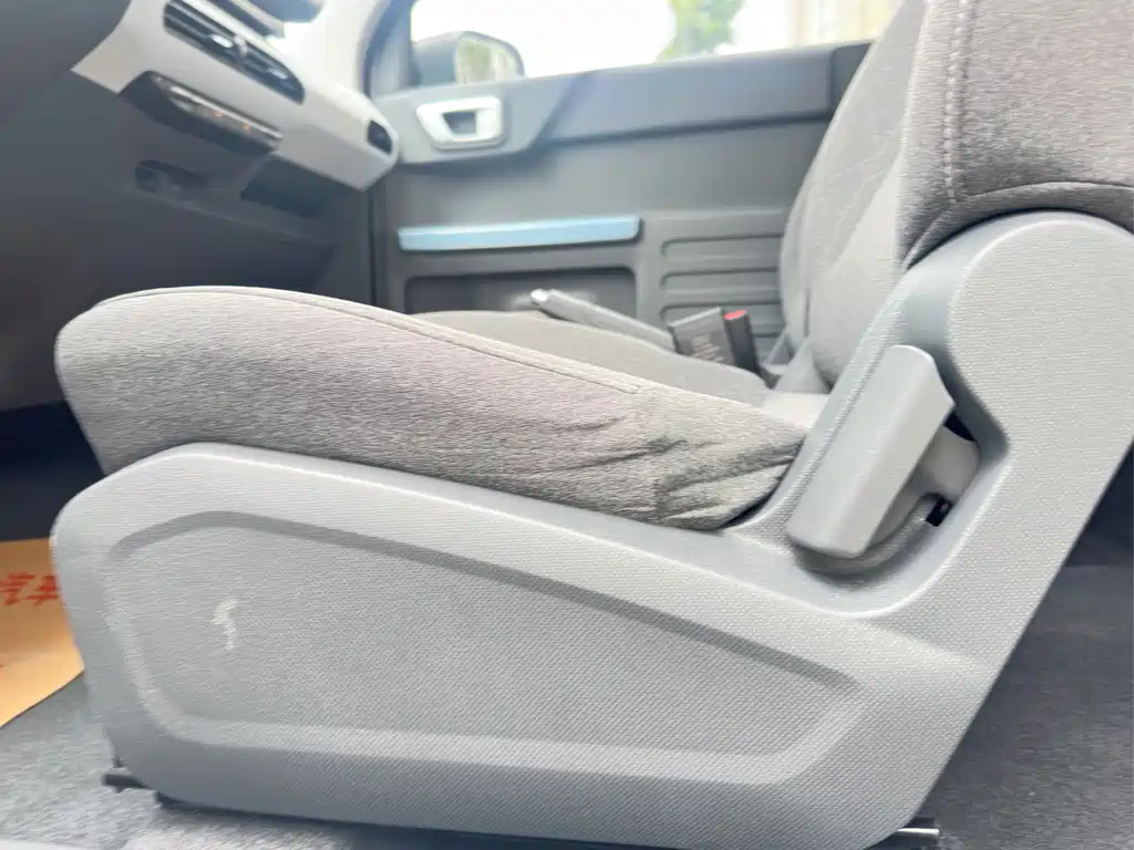 Geely Galaxy Panda 2024 — фото 18