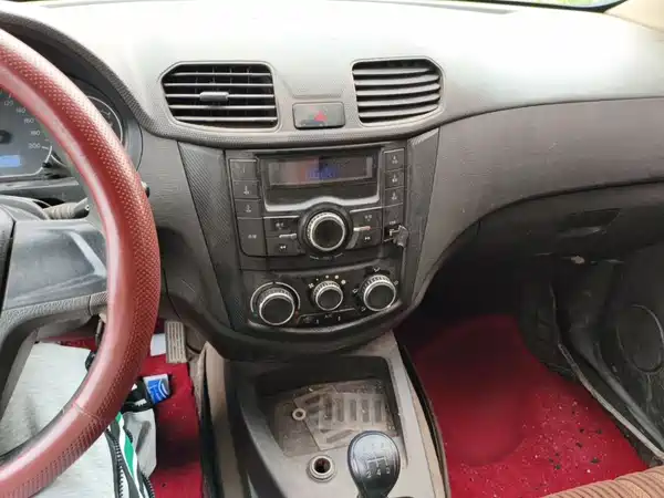 Wuling Hongguang 2018