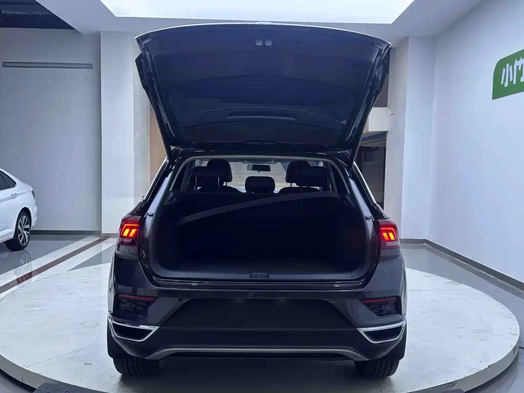 Volkswagen T-Roc 2022 — фото 21