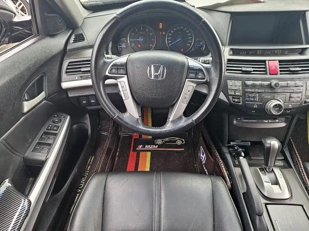 Honda Crosstour 2013 — фото 12