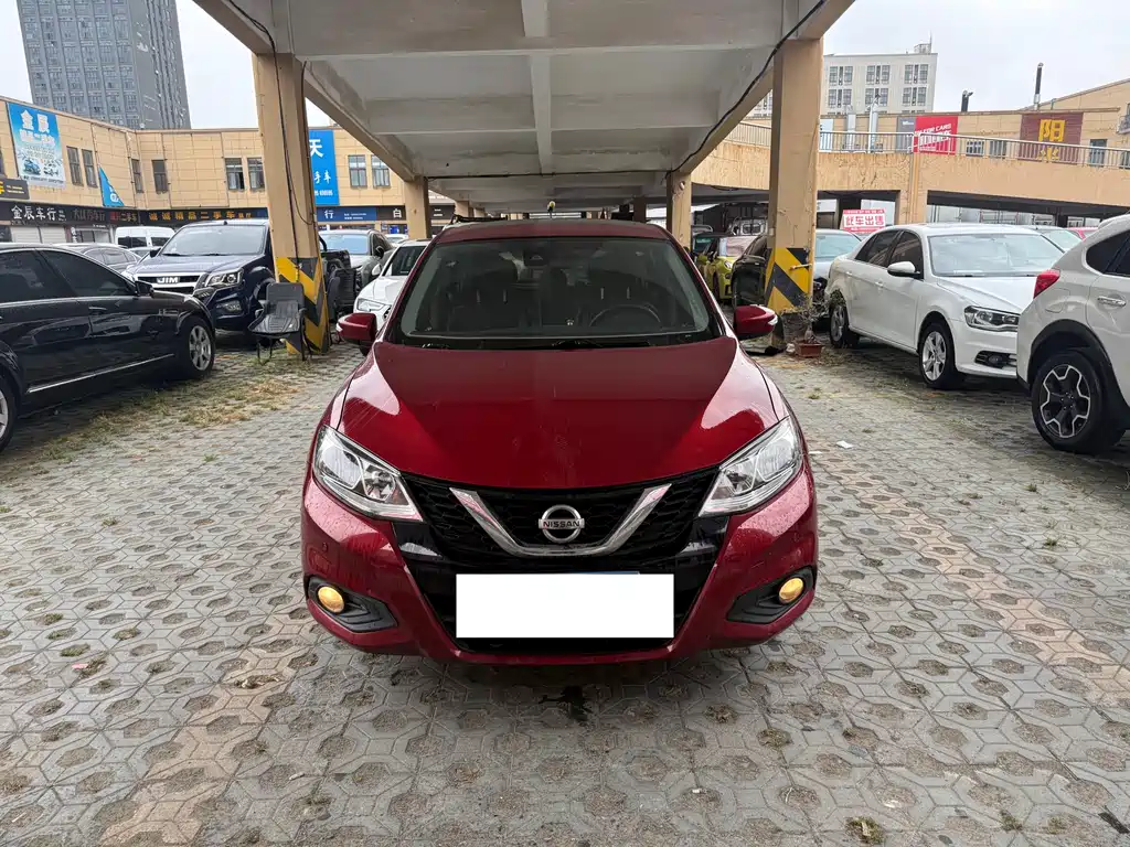 Nissan Tiida 2018 — фото 2