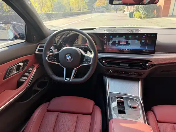 BMW 3 Series 2025