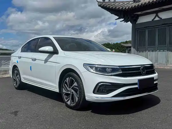 Volkswagen Bora 2023
