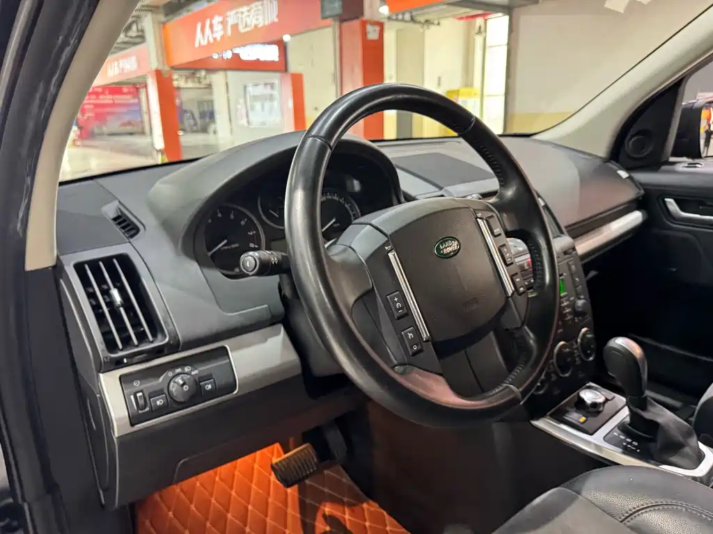 Land Rover Freelander 2 2011 — фото 10