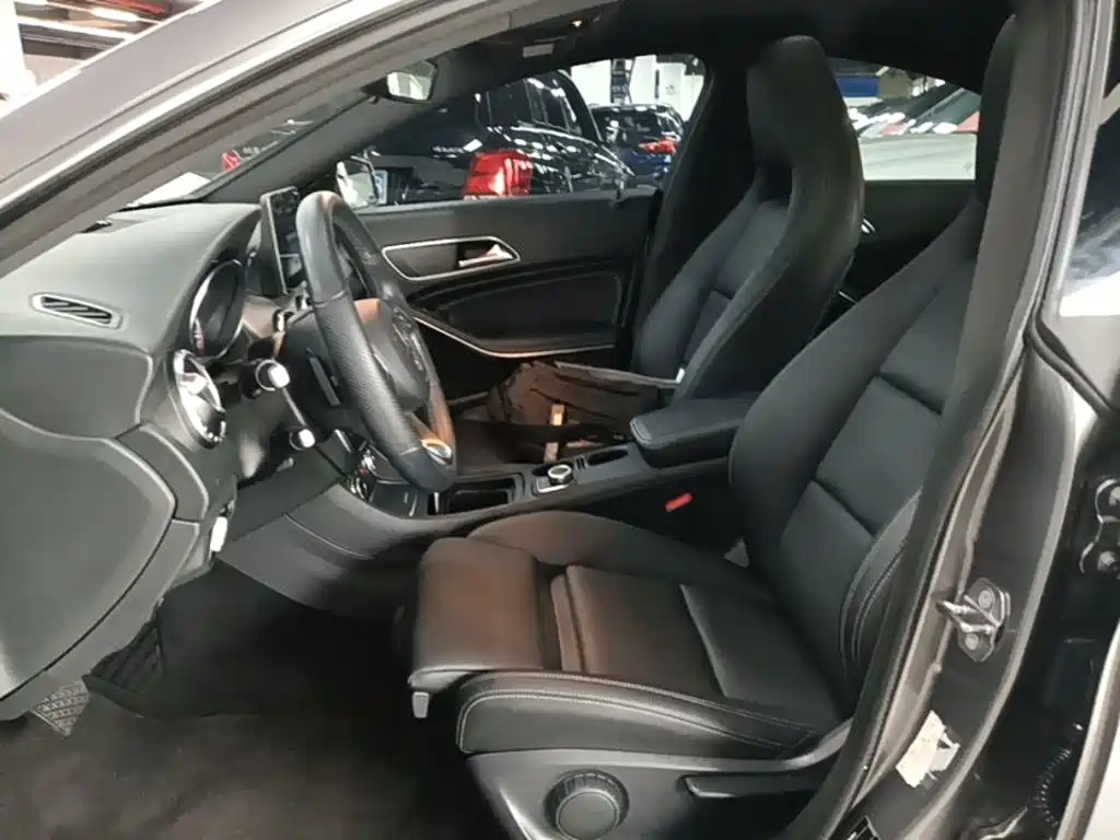 Mercedes-Benz CLA 2018 — фото 15