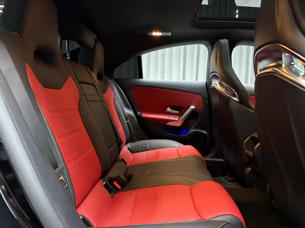Mercedes-Benz CLA AMG 2023 — фото 13