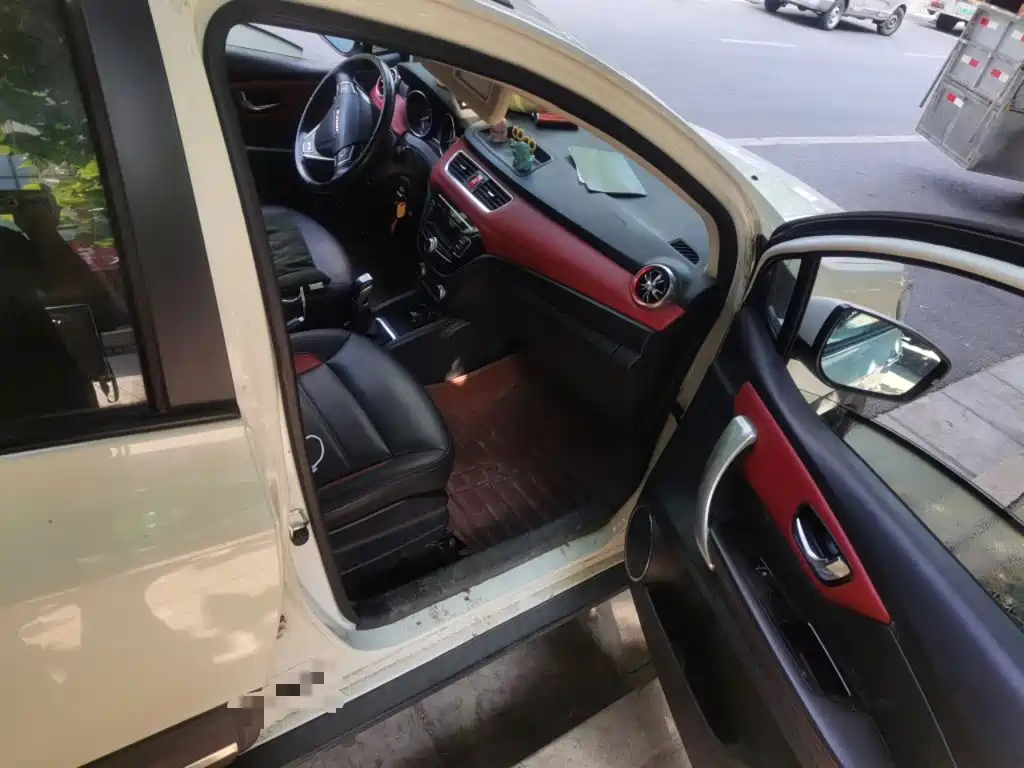 Haval H1 2015 — фото 22