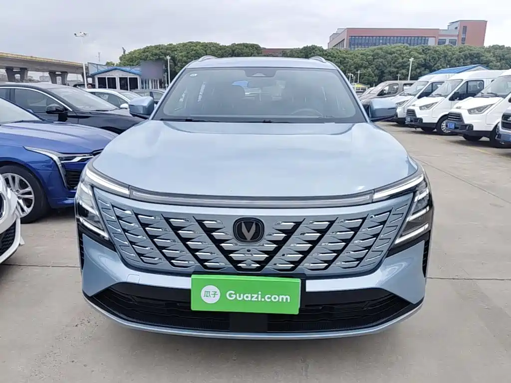 Changan CS75 PLUS 2025 — фото 3